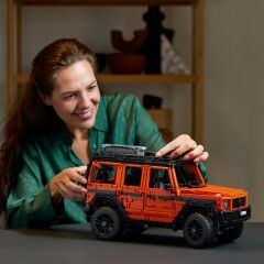 LEGO® Technic Mercedes-Benz G 500 PROFESSIONAL Line 42177 - Yetişkinler için Koleksiyonluk Model Yapım Seti (2891 P)