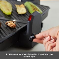 Karaca Future Essential Tost Makinesi Matte Black 1800 W 4 Dilim Kapasiteli