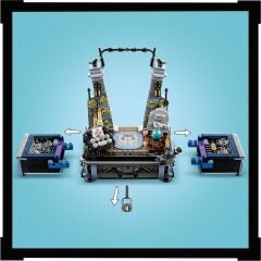 LEGO® Wednesday Addams Figürü 76780 – 10 Yaş ve Üzeri Çocuklar için Koleksiyonluk Oyuncak Yapım Seti (702 Parça)