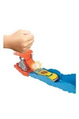 HOT WHEELS Wreck & Ride Gorilla Düşman Yaratıklar Oyun Seti ve 1 adet oyuncak araba HDR30